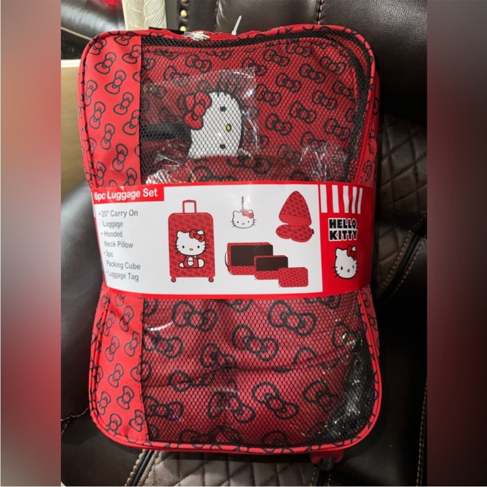 Brand new Hello Kitty Limited Edition 6 piece Luggage set!